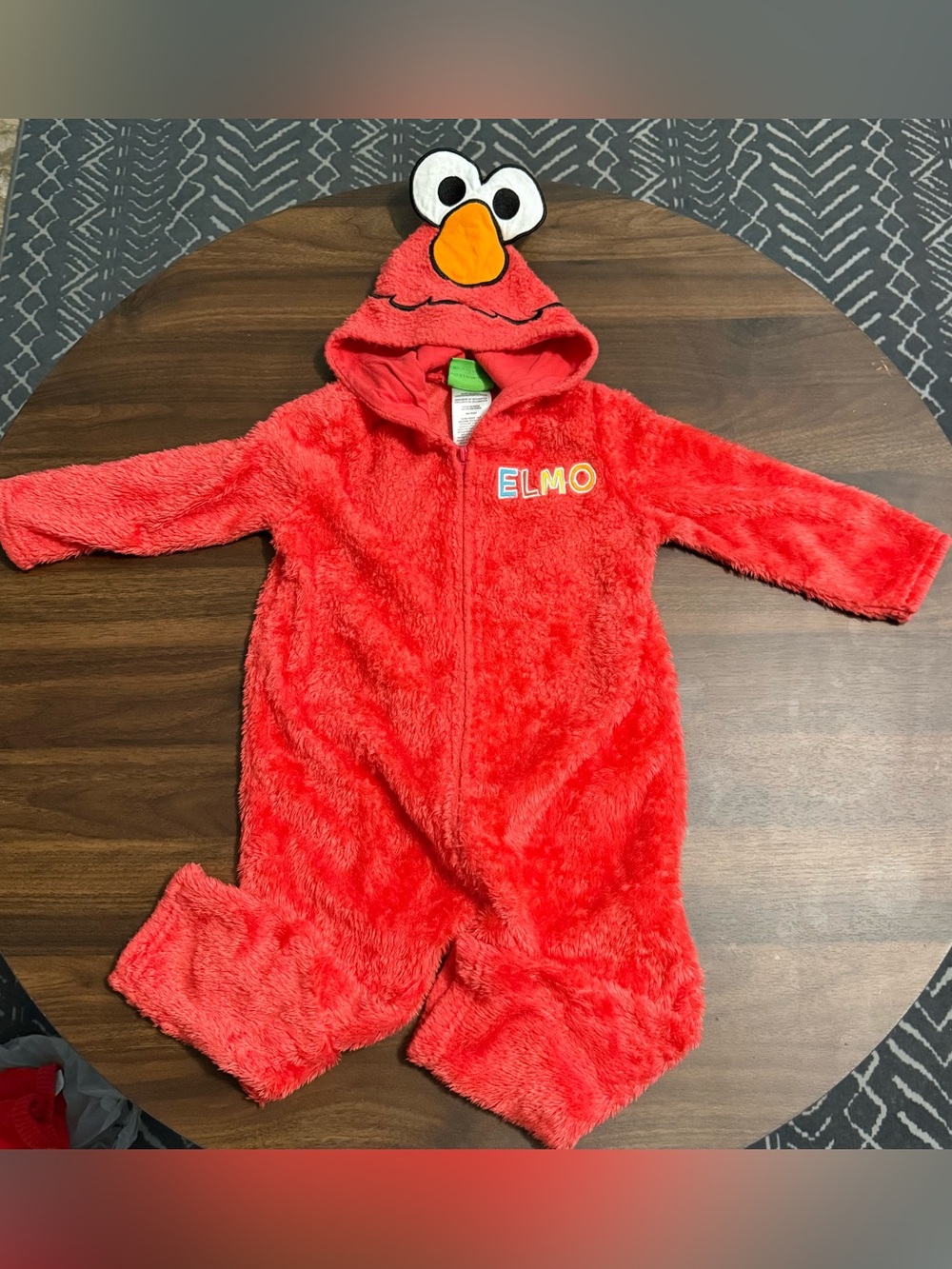 Sold Boys, Sesame Street, Elmo Halloween costume